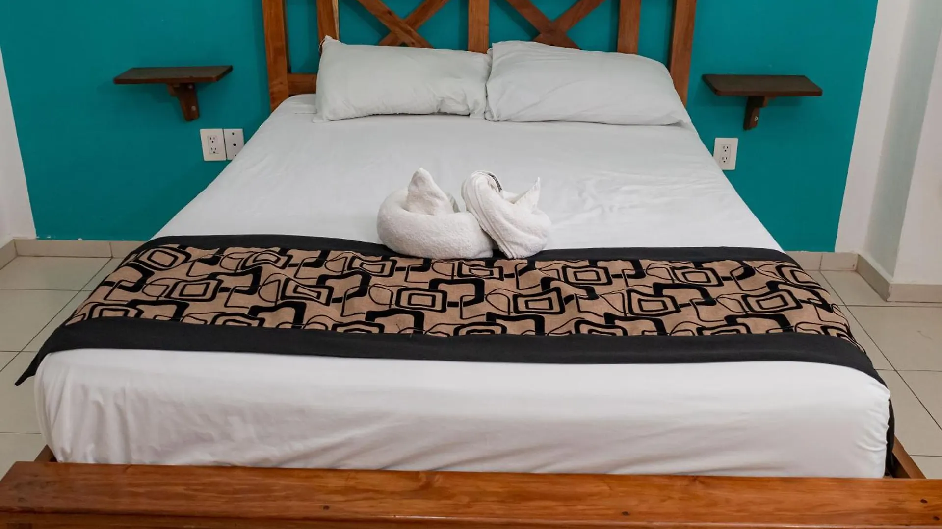 Hotel Las Palmas En Laurel Cancún