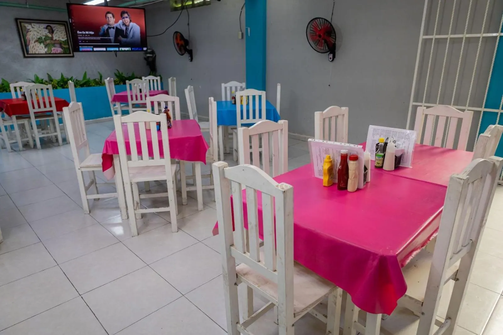 ***  Hotel Las Palmas En Laurel Cancún México
